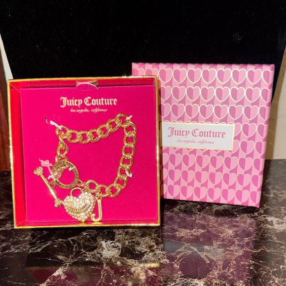 Juicy Couture Gold Heart Charm Bracelet - Picture 1 of 3